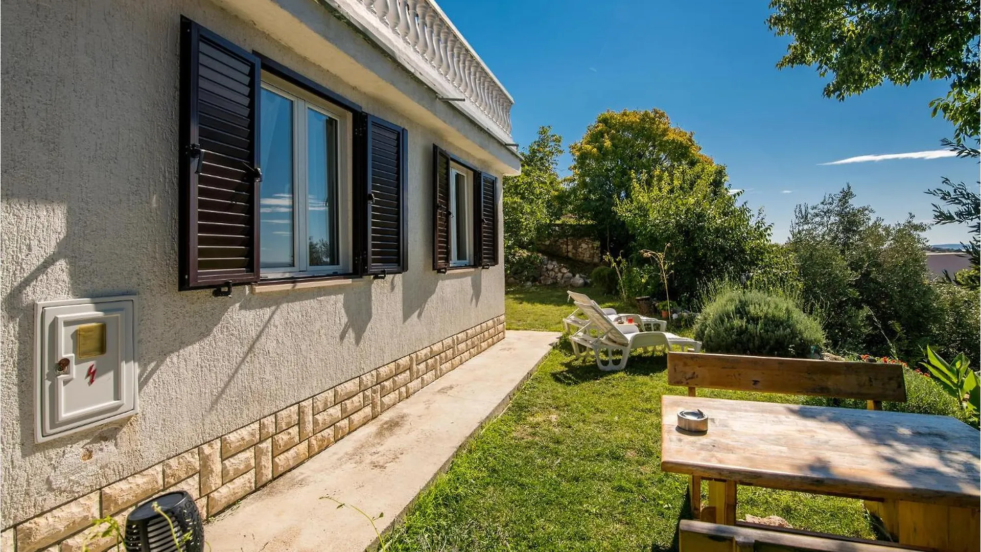 Stunning Apartment In Stara Baska With Wifi